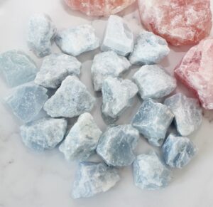 Kalcyt niebieski surowy