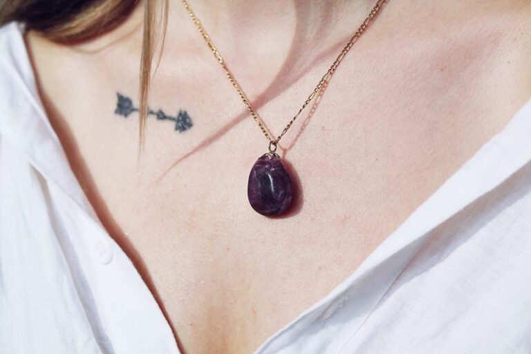 polerowany ametyst wisiorek sklep, biżuteria z ametystem