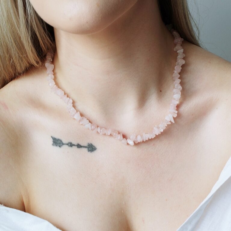 naszyjnik kwarc różowy - naszyjnik z kamieniem miłości