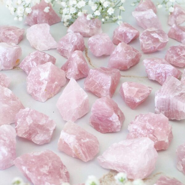 kwarc różowy duże bryłki sklep z kamieniami