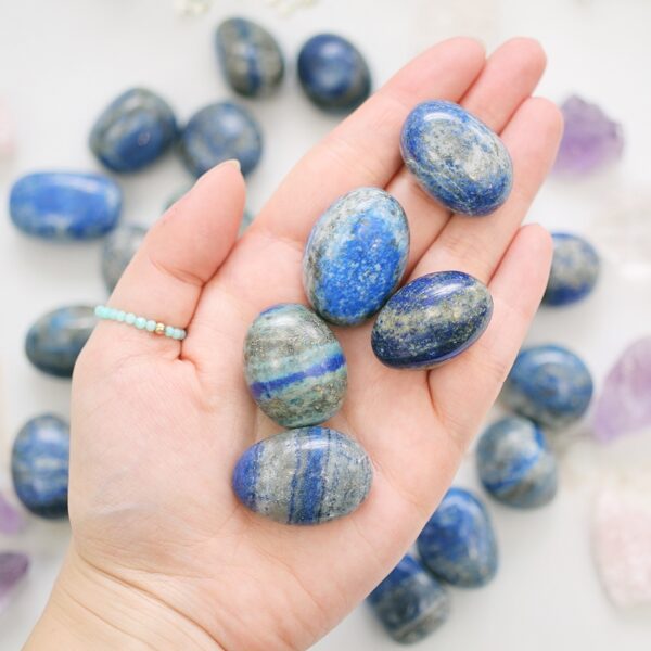 lapis lazuli polerowana bryłka Artsento kamienie online