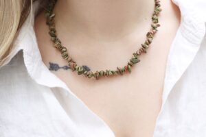 Jaspis unakit naszyjnik z zapięciem 45cm