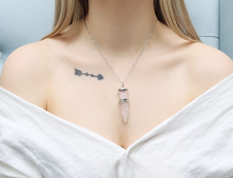 kwarc różowy zawieszka nabój