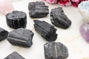 Turmalin czarny surowa