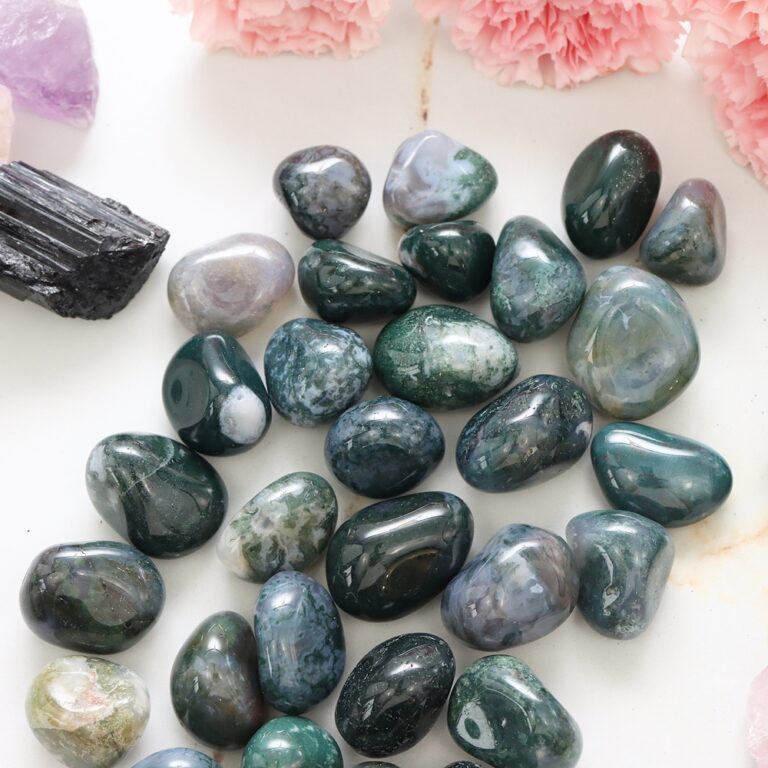 Agat mszysty polerowany bryłka