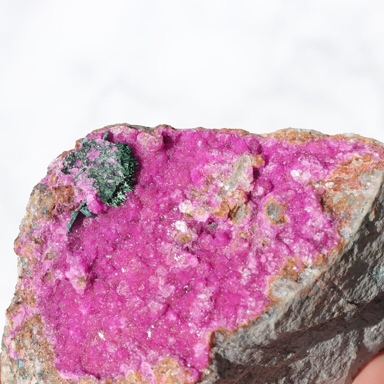 Kalcyt kobaltowy z malachitem