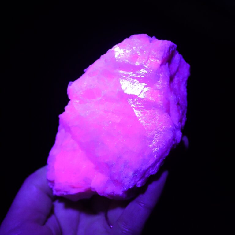 Manganokalcyt - kalcyt manganowy fluorescencyjny