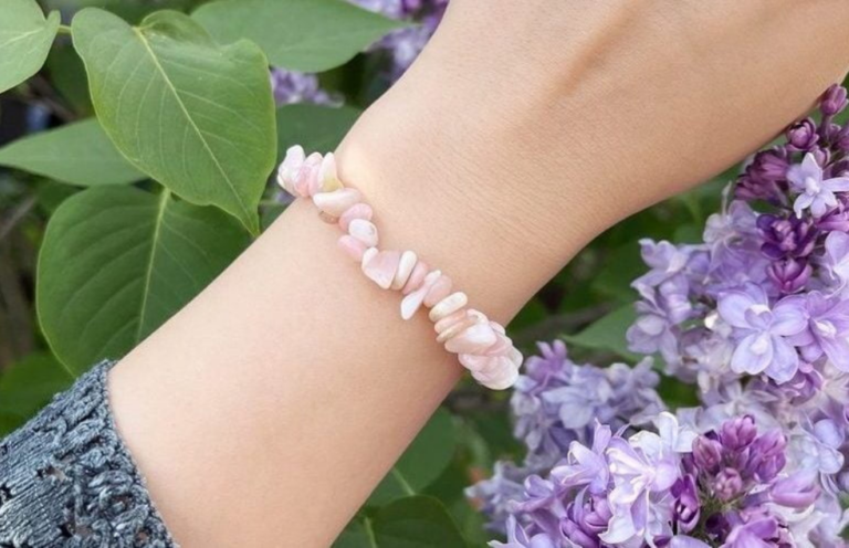 Dlaczego odczuwam dyskomfort, nosząc bransoletkę?