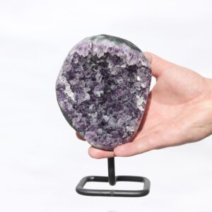 Dekoracyjna okrągła, fioletowa szczotka Ametystu na stojaku